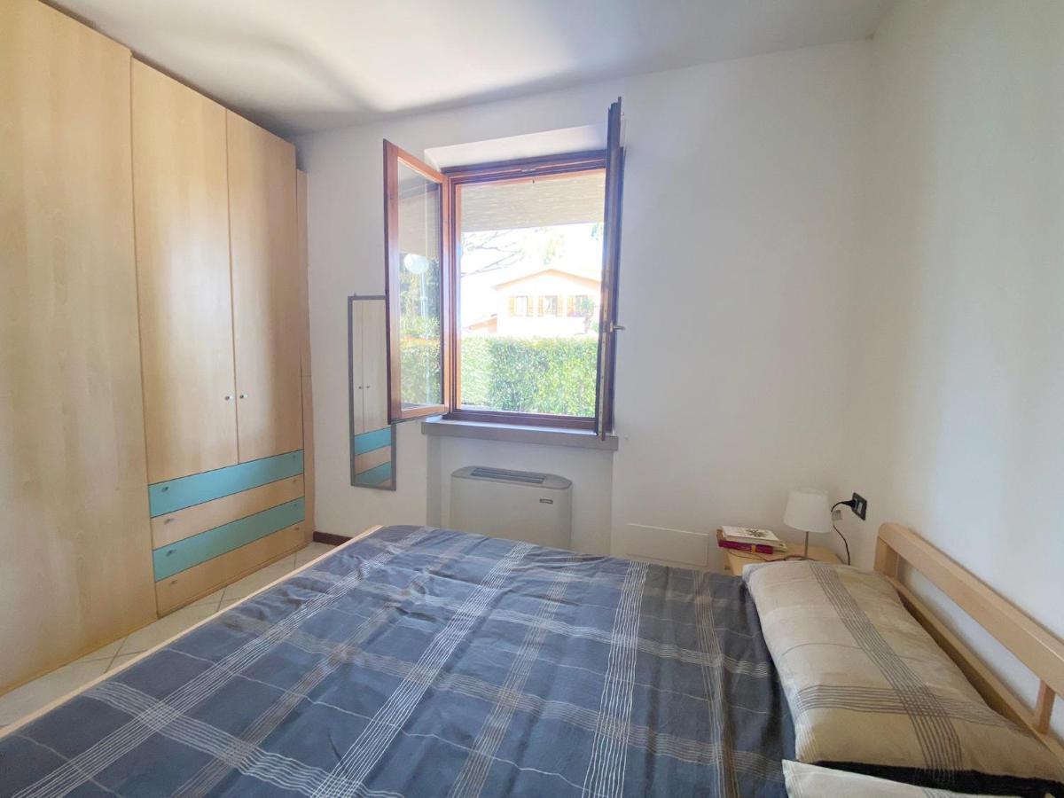 Apartment With Garden And Grill - Green Residence Sirmione Desenzano del Garda Exterior photo