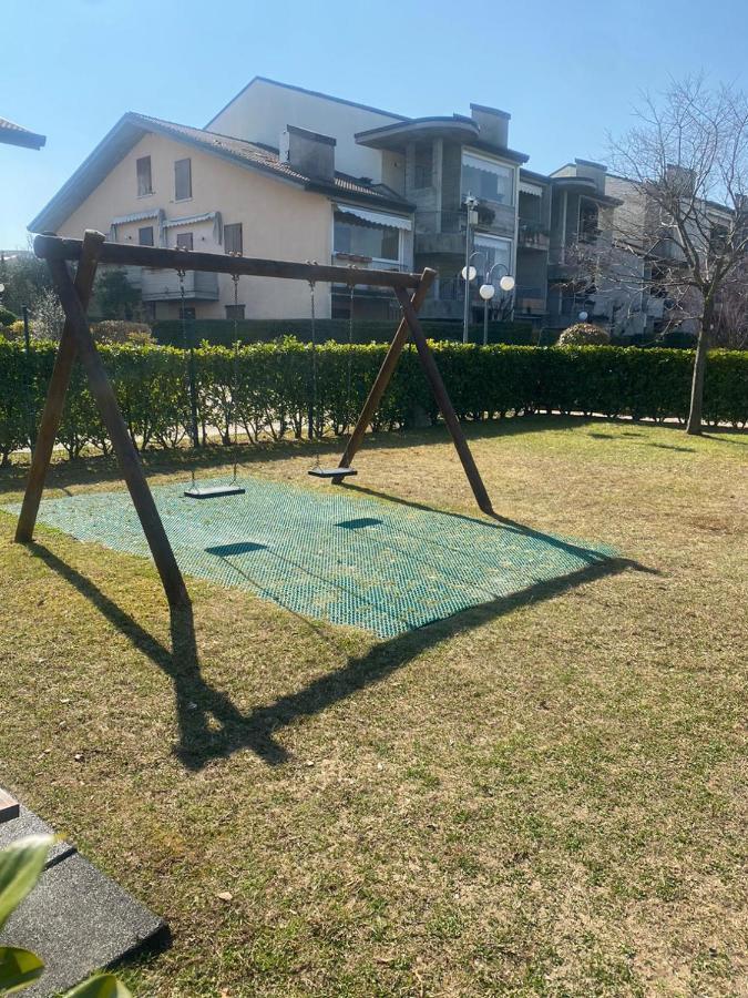 Apartment With Garden And Grill - Green Residence Sirmione Desenzano del Garda Exterior photo